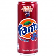 Напиток Fanta со вкусом голубики и смородины 0,33л