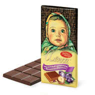 Шоколад Аленка с фундуком и изюмом 100 гр