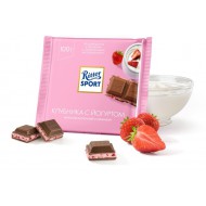 Шоколад Ritter Sport молочный с начинкой Клубника с йогуртом